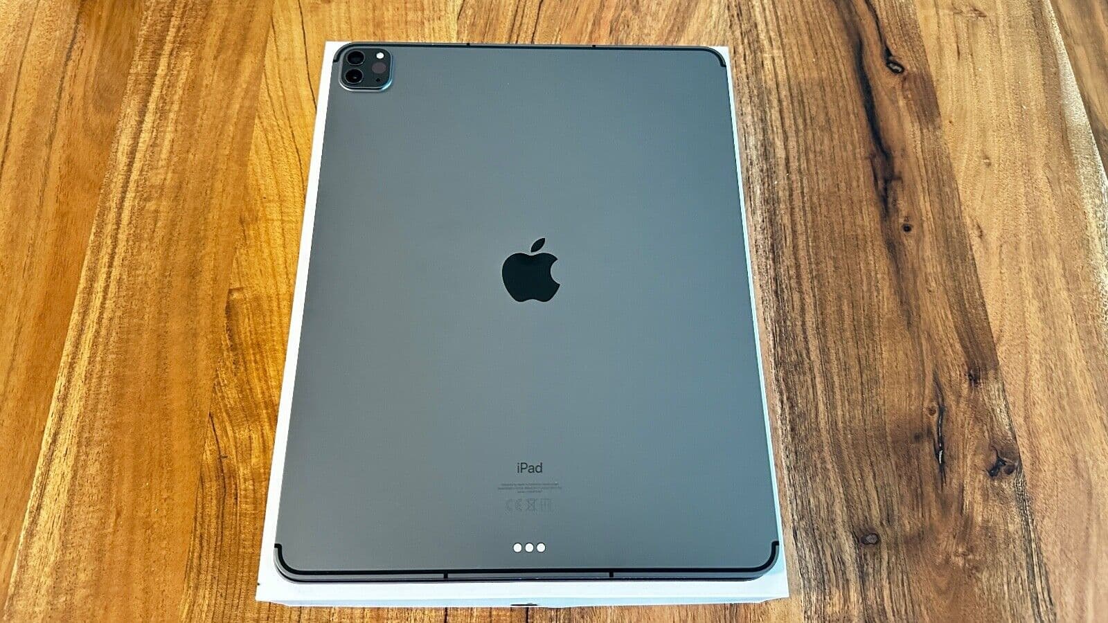 Apple iPad Pro 12.9 (5. Gen) 256GB Wi-Fi + Cellular (5G) Silber