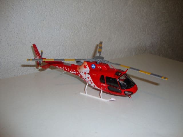 Helikopter Ecureuil AS350 Air Zermatt