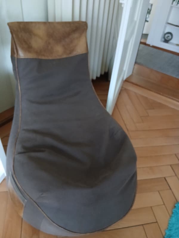SITZSACK NEU