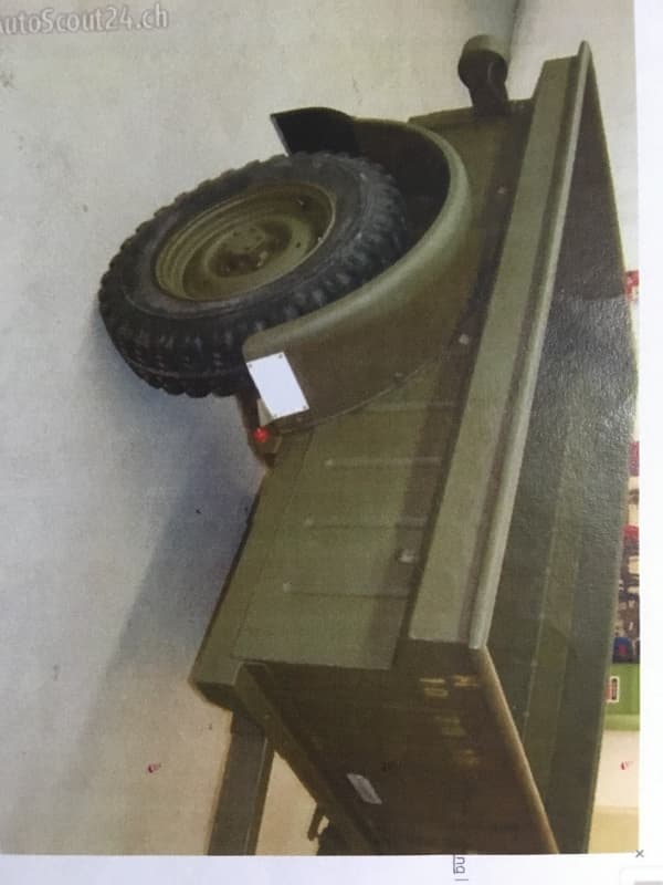 Militärjeep