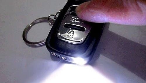 Audi Feuerzeug Taschenlampe Fan Auto Zubehör Raucher Fanartikel