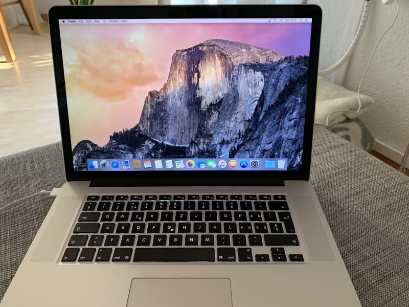 MacBook Pro Retina 15" Mid 2015