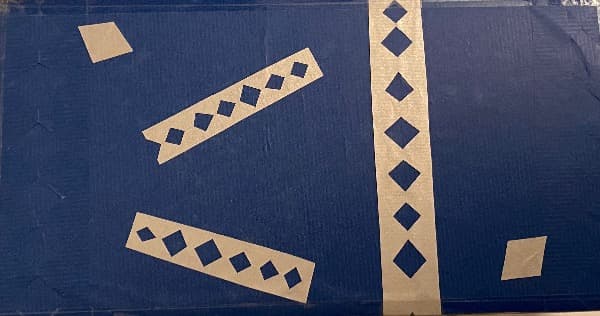 Silberblaue Deko Box mit Scherenschnitt