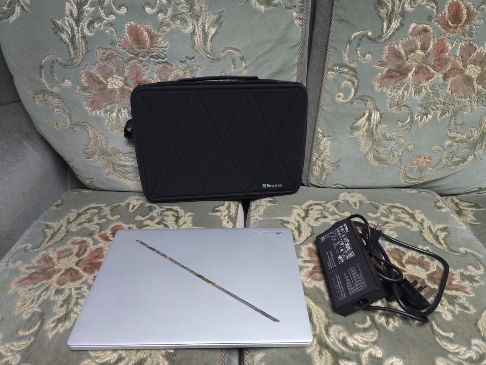 2025 ASUS ROG Zephyrus G16