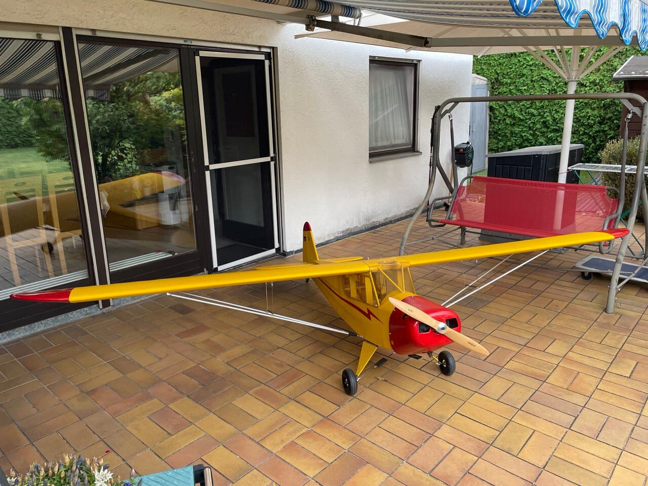 Flugmodell Piper PA18 Spannweite 4,00m Motor Toni Clark