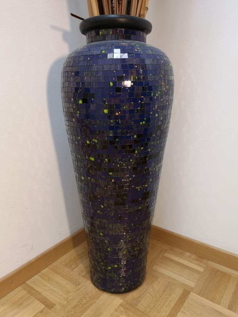 Desiger Mosaik-Vase mit Bambus-Deko