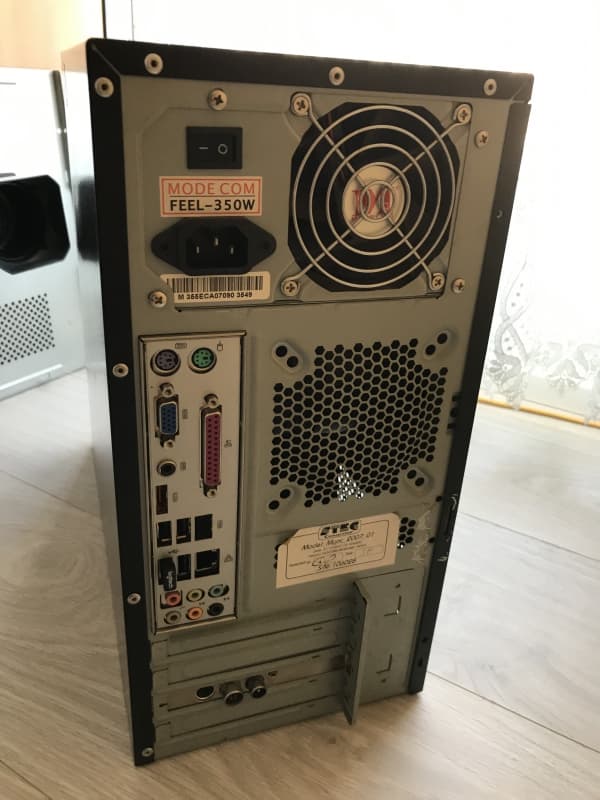 Schnäppchen PC / Foxconn Dual-Core 2 X 3.000 GHz CPU !