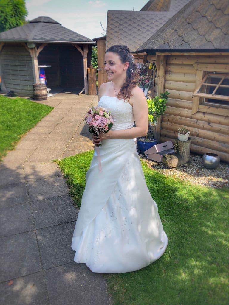 Brautkleid
