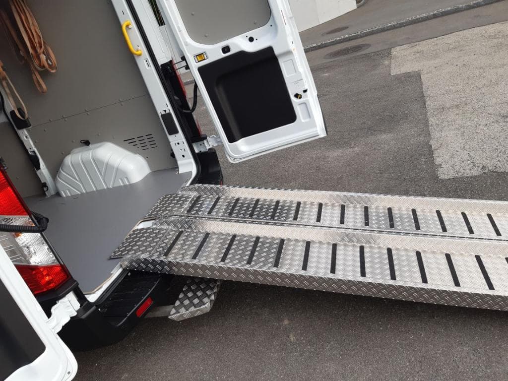 Aufräumen , Entrümpeln , Entsorgen ? Transportieren ? 079 647 73 13 (Ganze CH)
