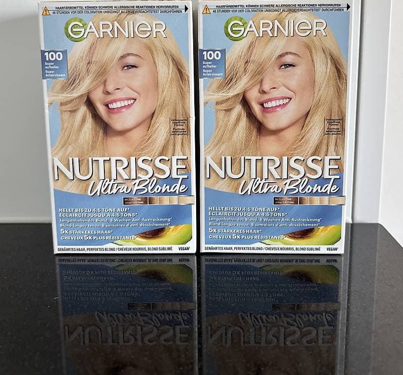 2× Garnier Nutrisse Ultra Blonde 100 (Blondierung)