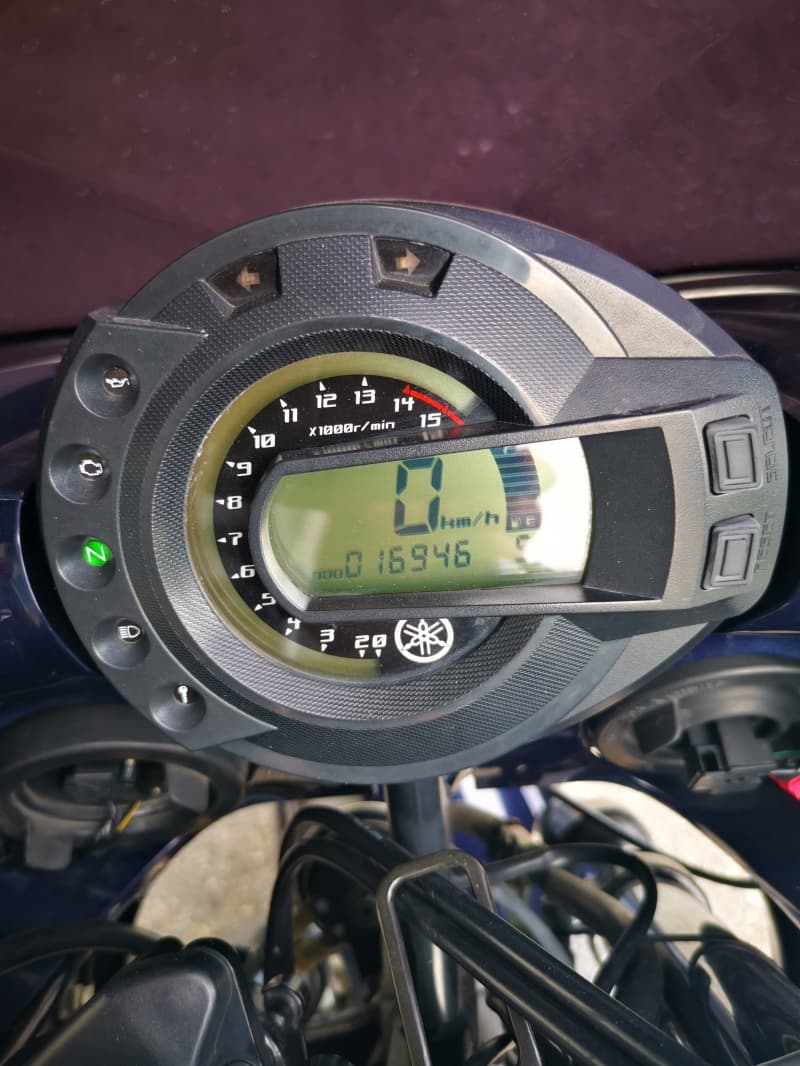 Yamaha Fazer 600 FZ6-S