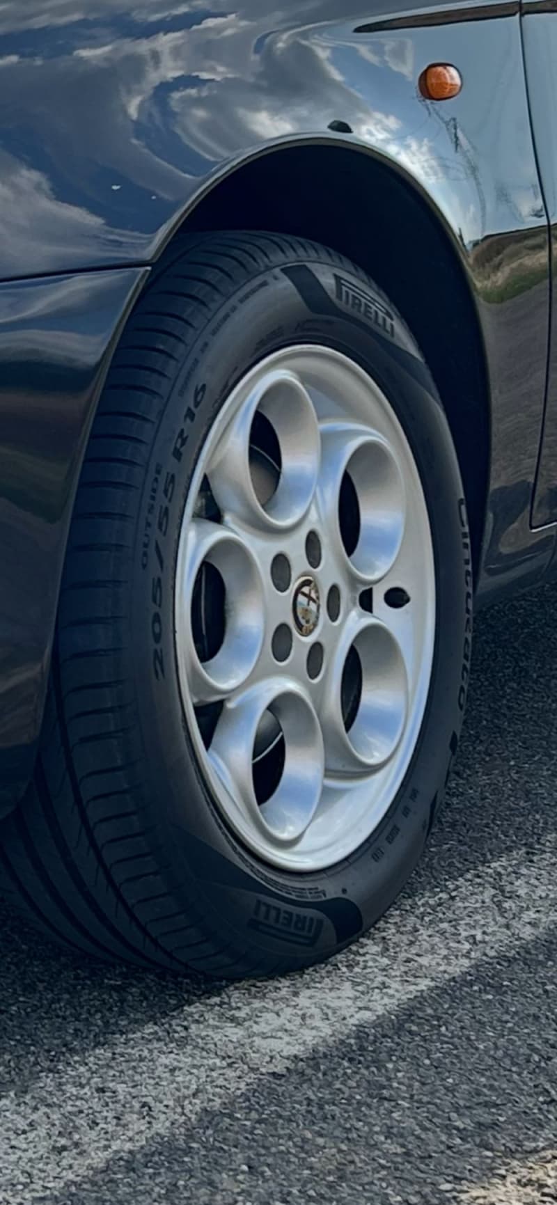 Original Alfa Romeo Felgen inkl. Pirelli Sommerreifen