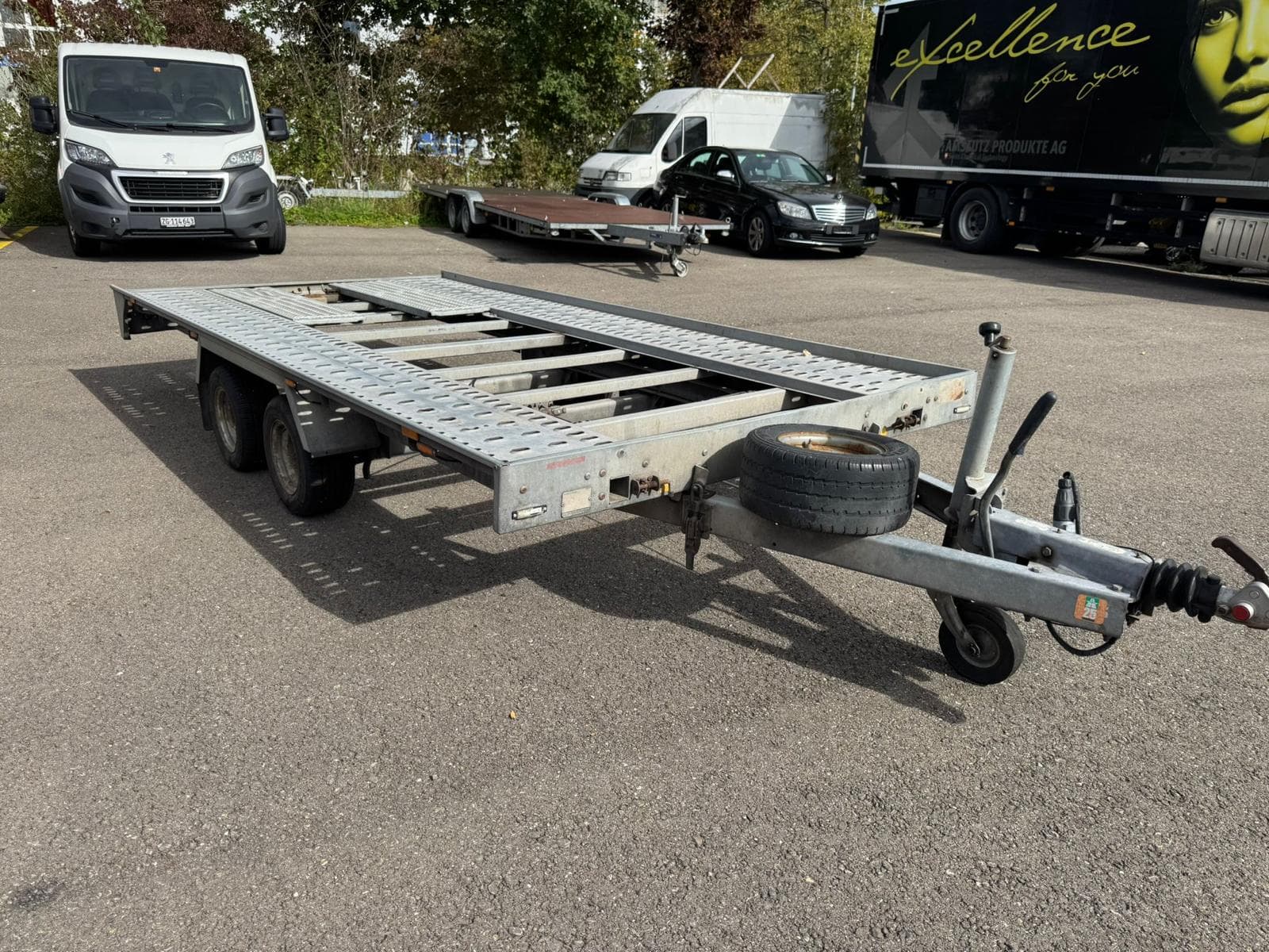 HUMBAUR 2.7T Autotransporter HT2500