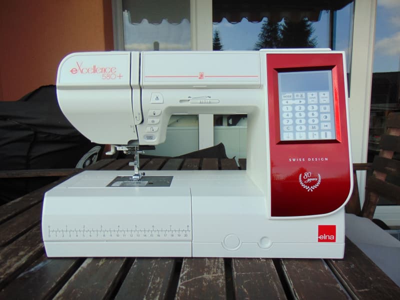 Nähmaschine Elna eXcellence 580+, neu, mit Gratis-Versand.