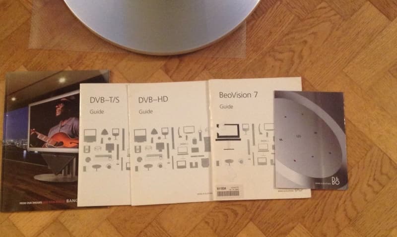 Bang & Olufsen B&O BeoVision 7-40 MK4 Full HD TV with Blu-Ray &