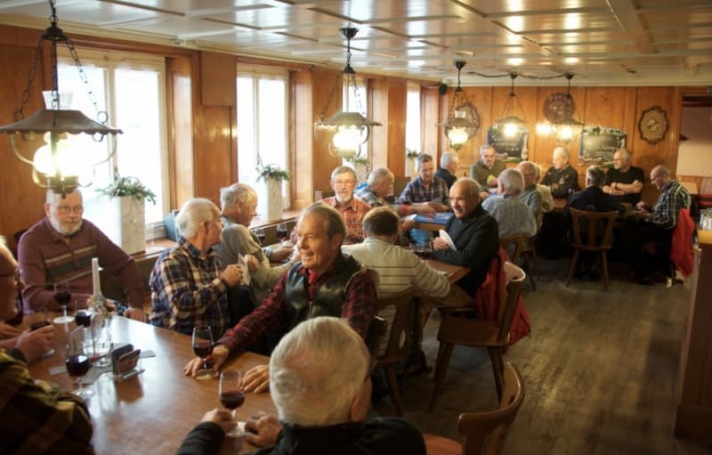 Serviertochter 20 bis 100 Prozent gesucht
