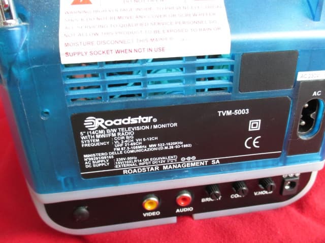 Roadstar Radio/TV M-5003 Monitor.