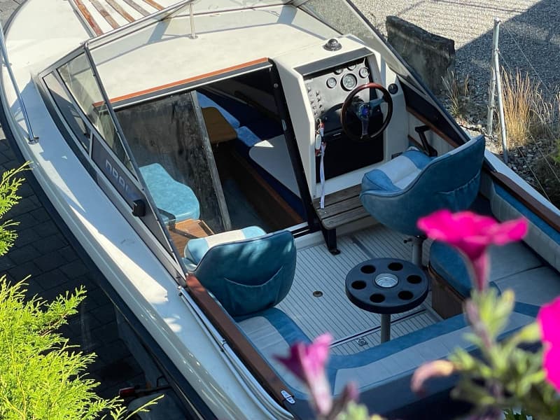 Motorboot