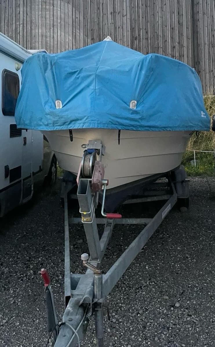 Motorboot