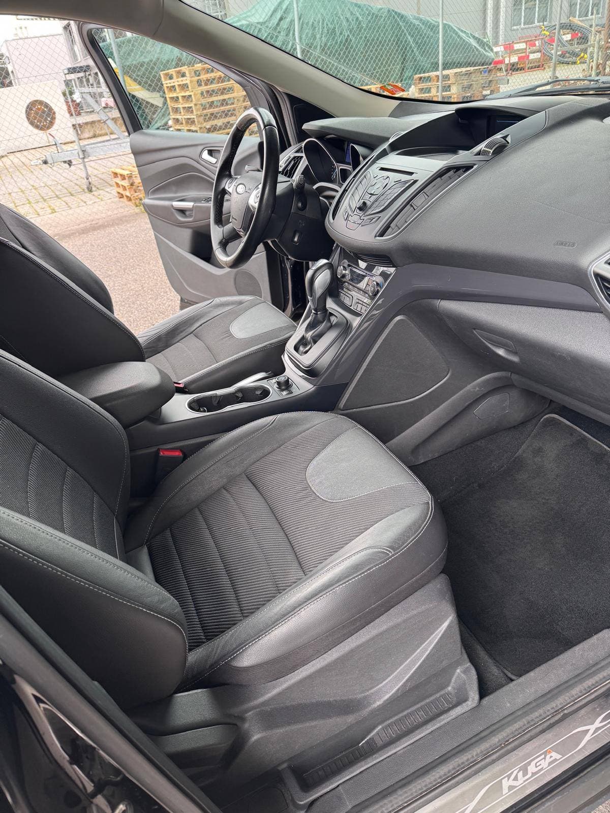 ford kuga suv