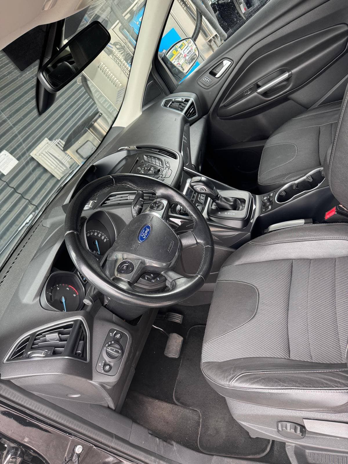 ford kuga suv