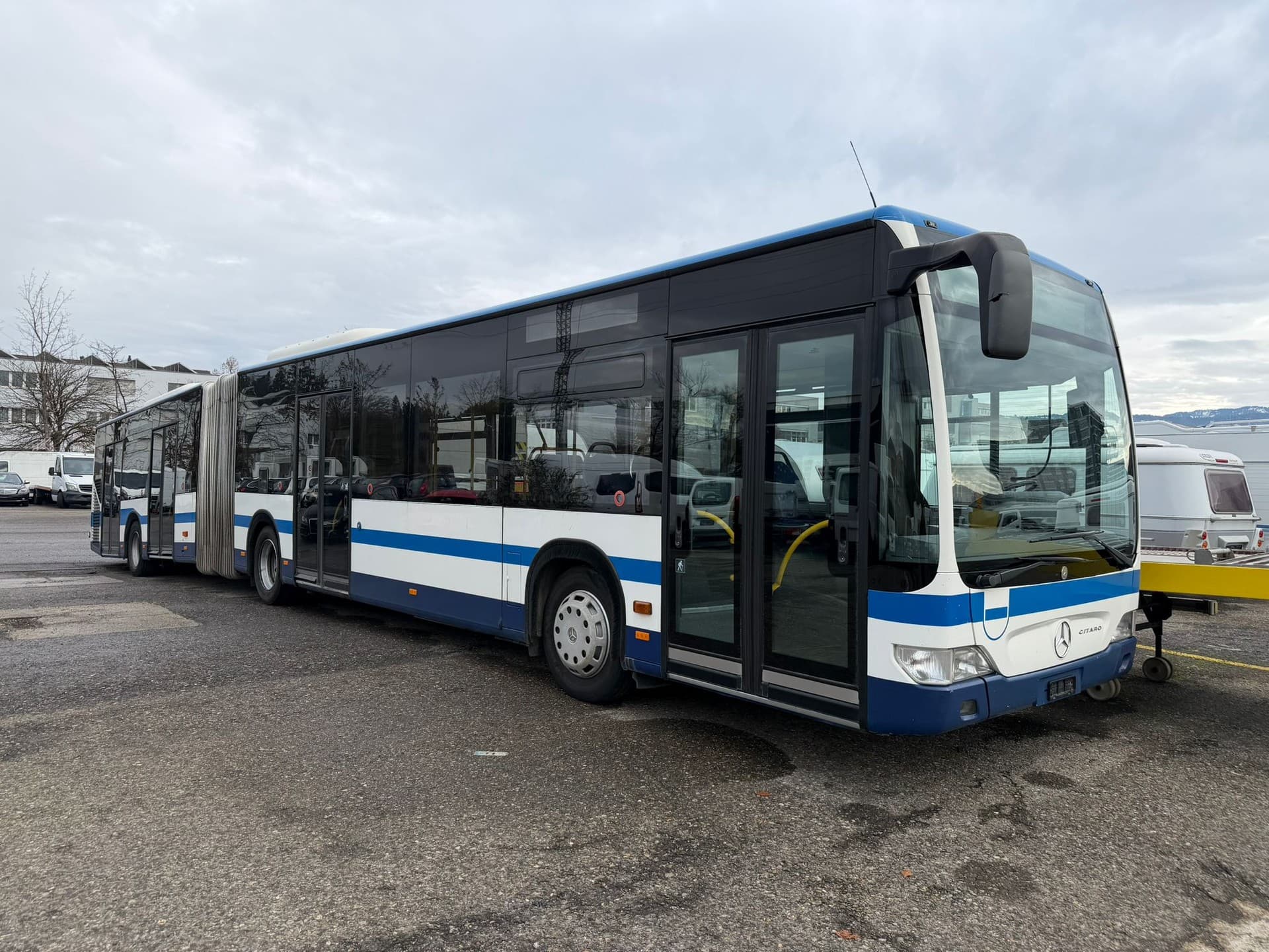 MERCEDES-BENZ O 530 G