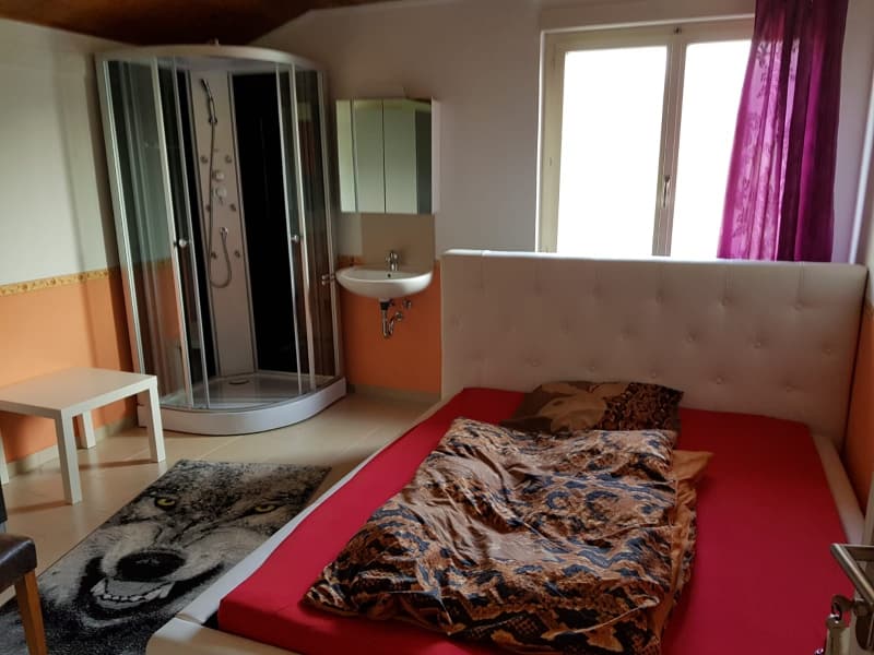 Möbliertes Zimmer zu vermieten