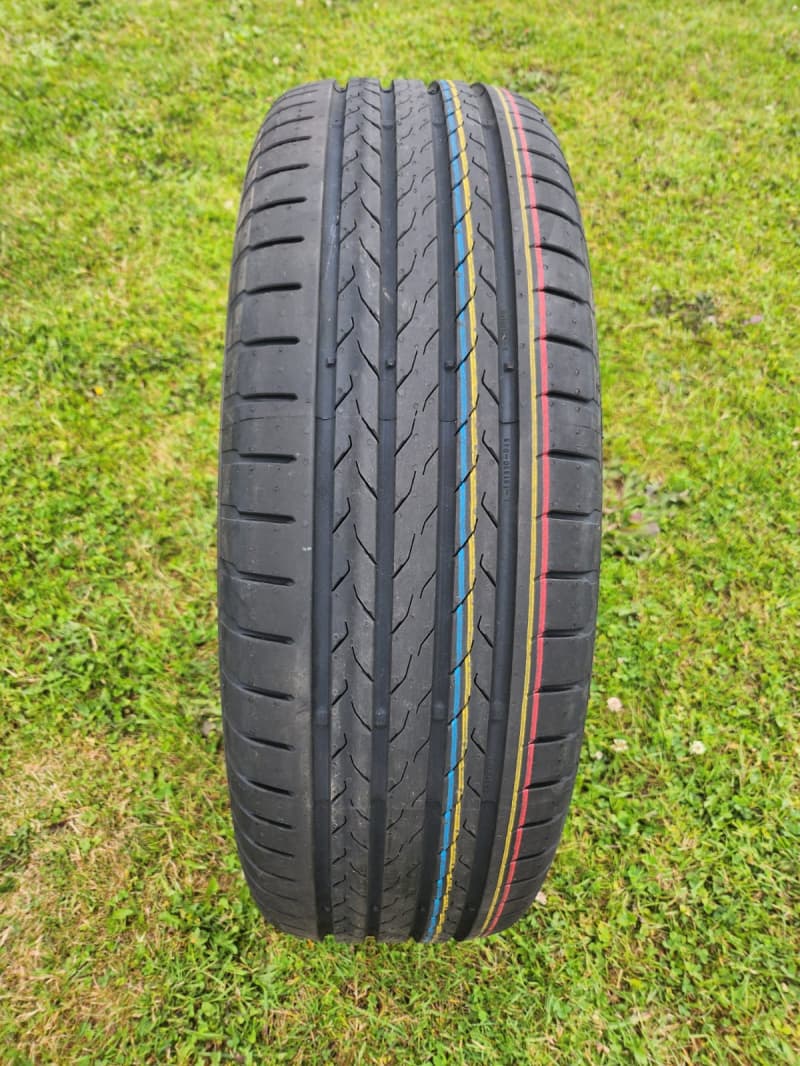 Sommerpneu 215 / 60 R 18 H Continental neu