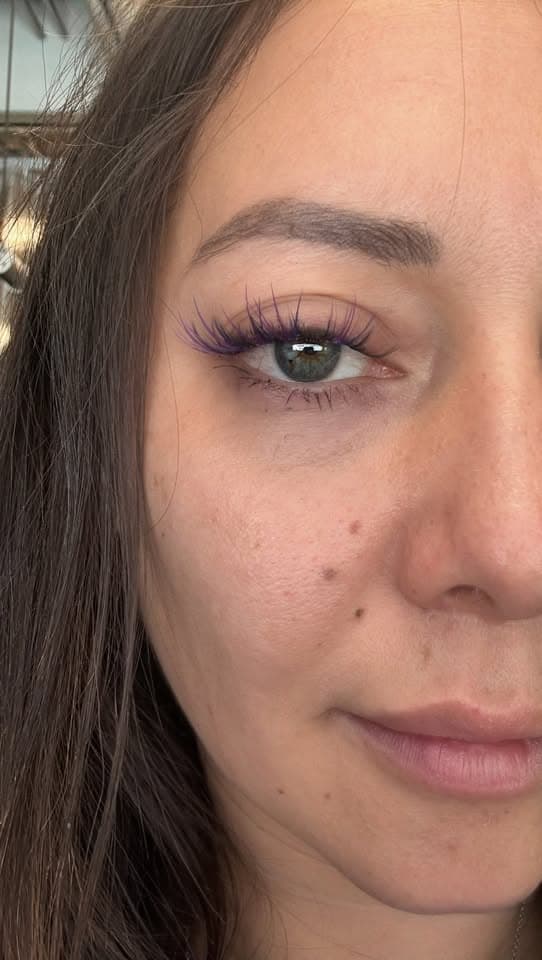 Eine schöne & günstige Wimpernverlängerung für die Festtage?