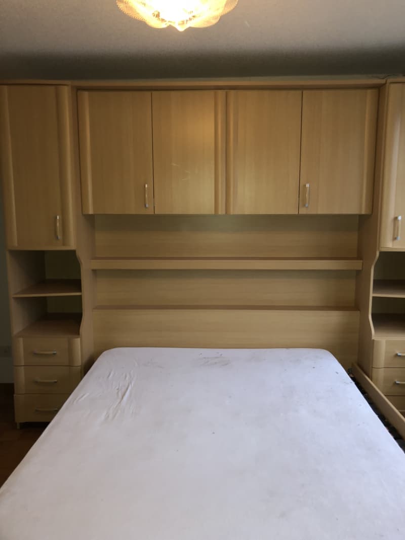 Schlafzimmer MILOS Bettüberbauten