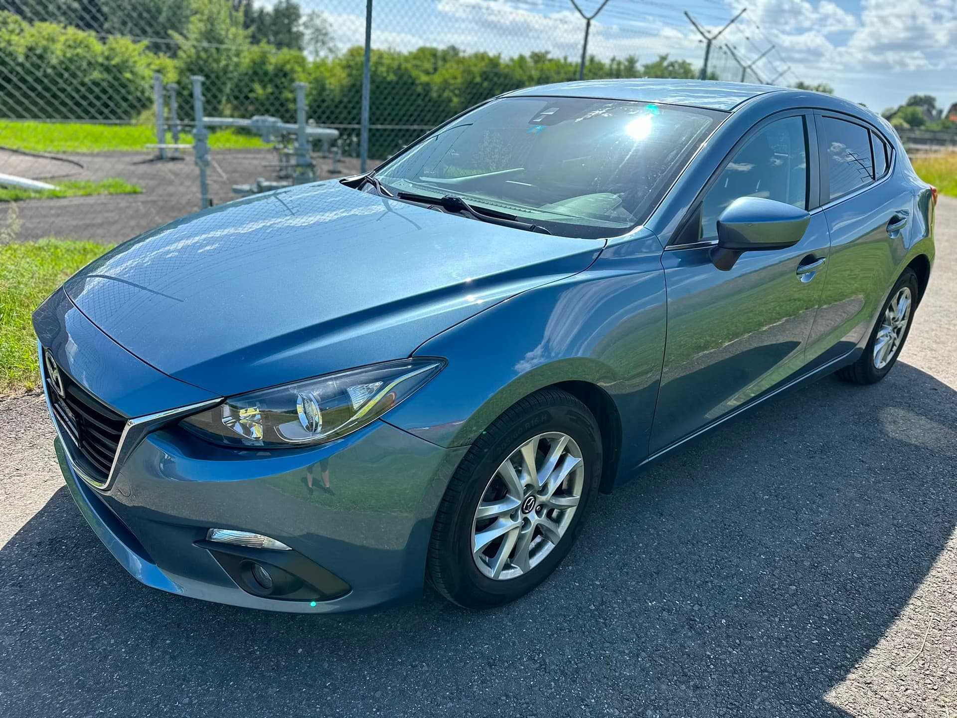 MAZDA 3 2.0 16V Revolution