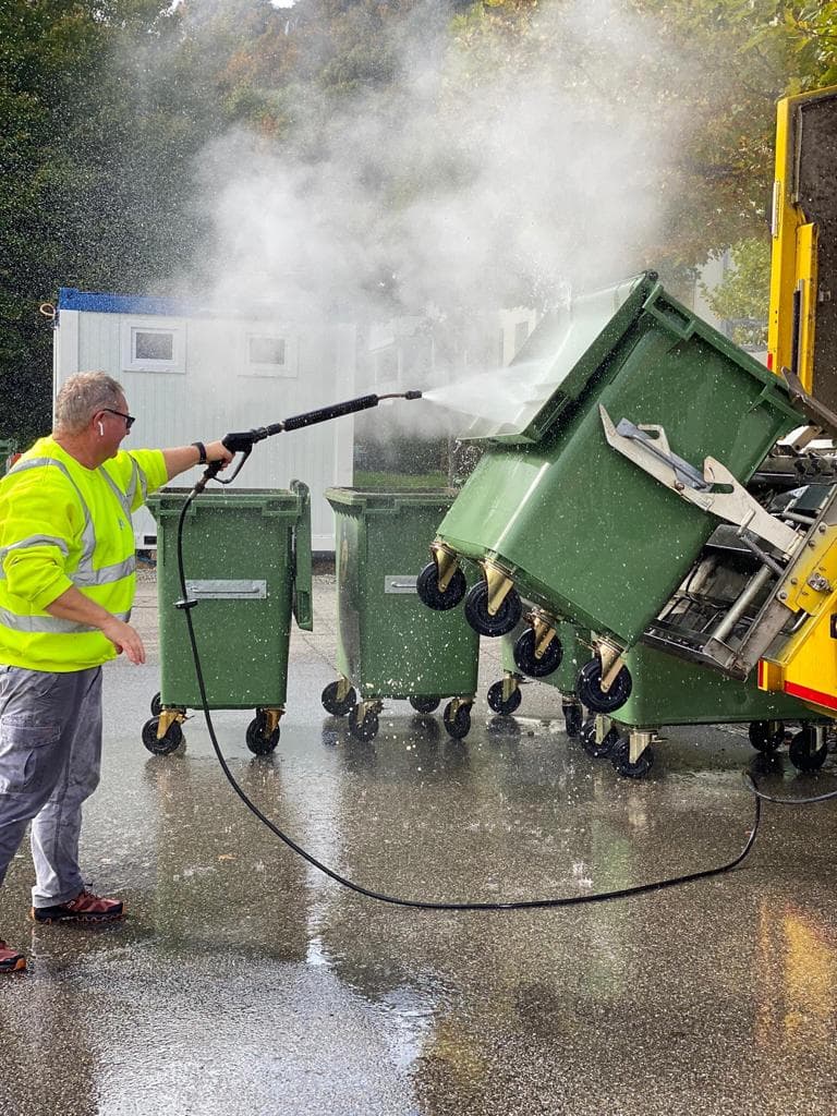 Containerreinigung Oftringen Safenwil Zofingen Olten Suhr Aarau