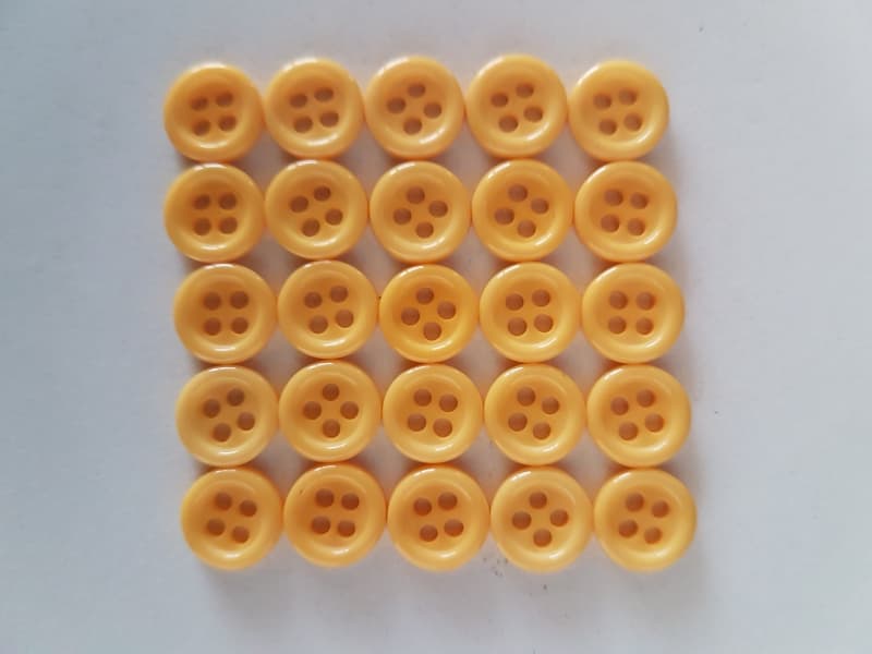 25 Knöpfe Bunt Mix Ø9mm 4 Löchern Knopf Basteln Nähen Kinder