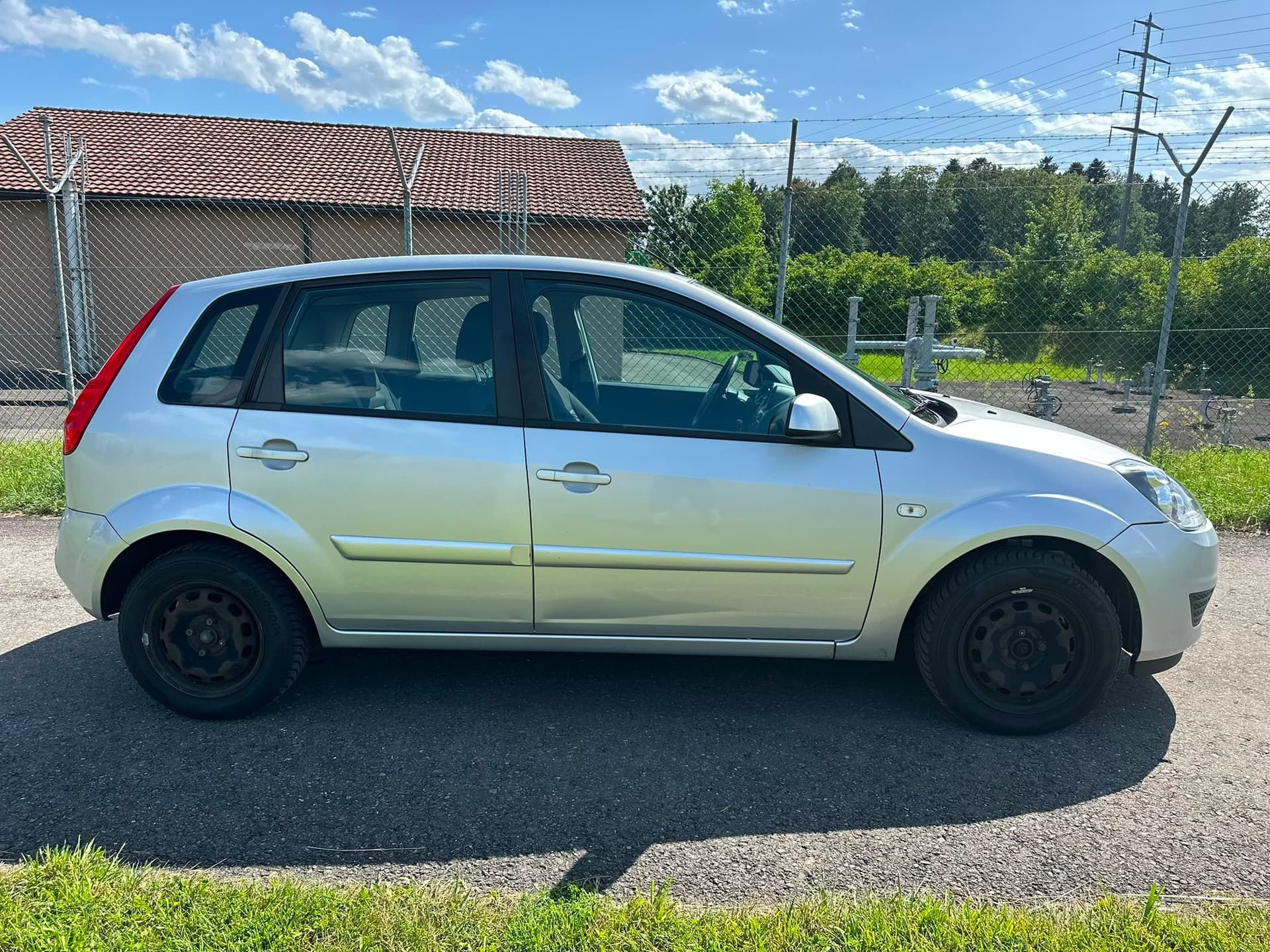 FORD Fiesta 1.4 16V Ghia