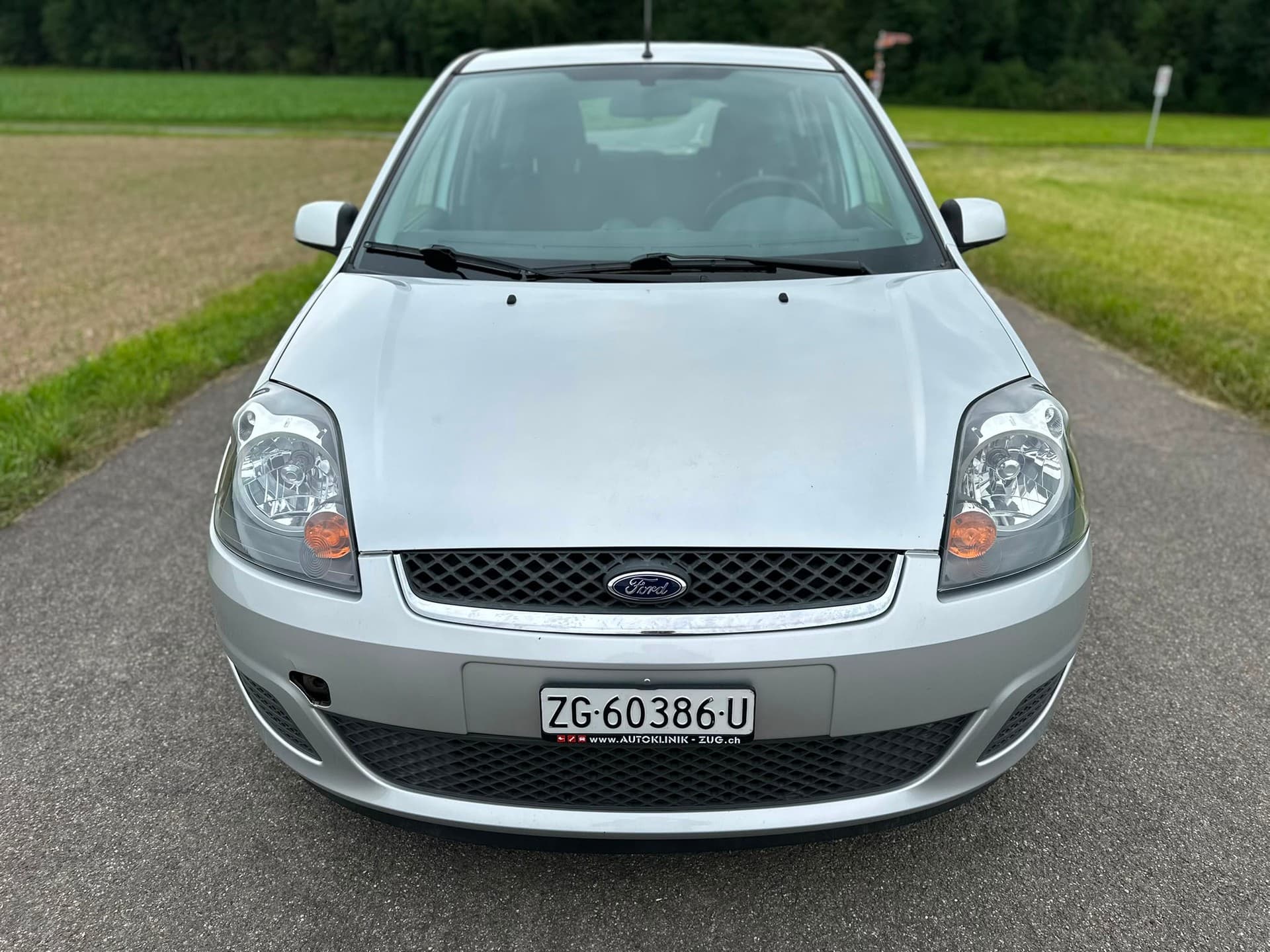 FORD Fiesta 1.4 16V Ghia