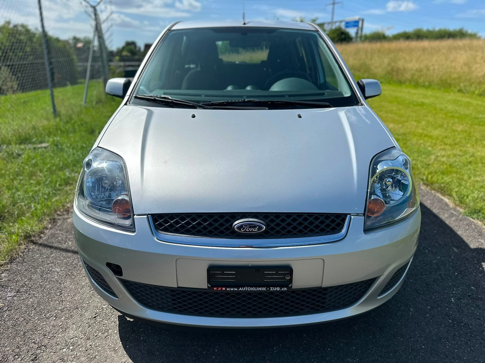FORD Fiesta 1.4 16V Ghia