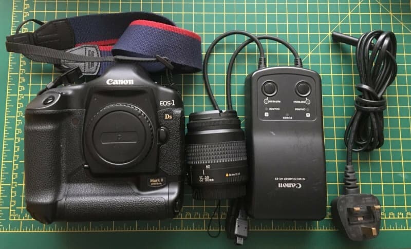 Canon EOS 1D X Mark II ( 1DX mk II ) DSLR kamera noch neu