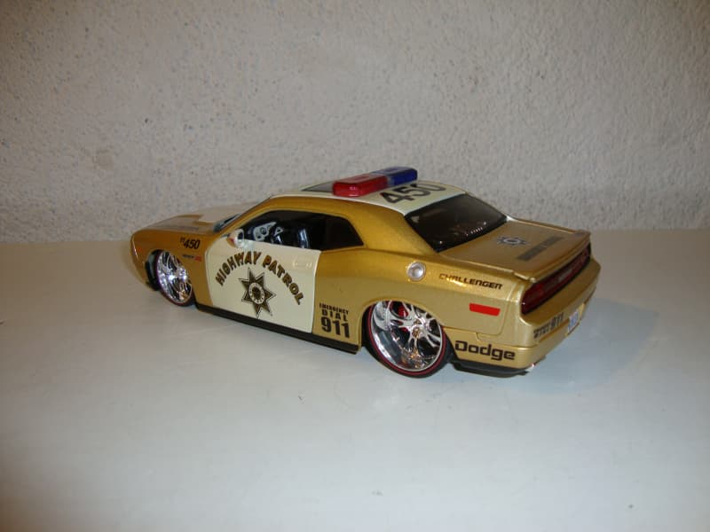 Dodge Challenger SRT 8 2008 Highway Patrol