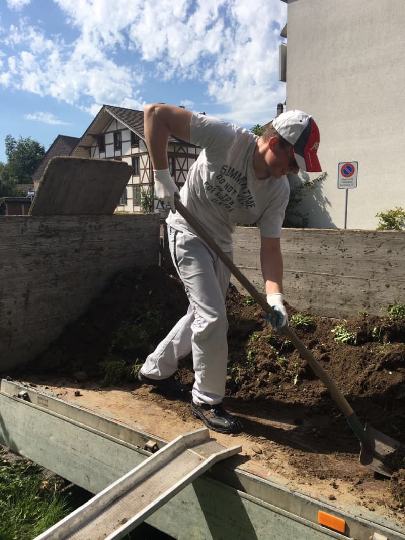 Brauchen Sie Hilfe im Haushalt oder Garten?