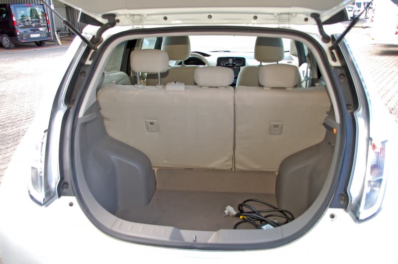NISSAN Leaf acenta 30kWh (incl battery)