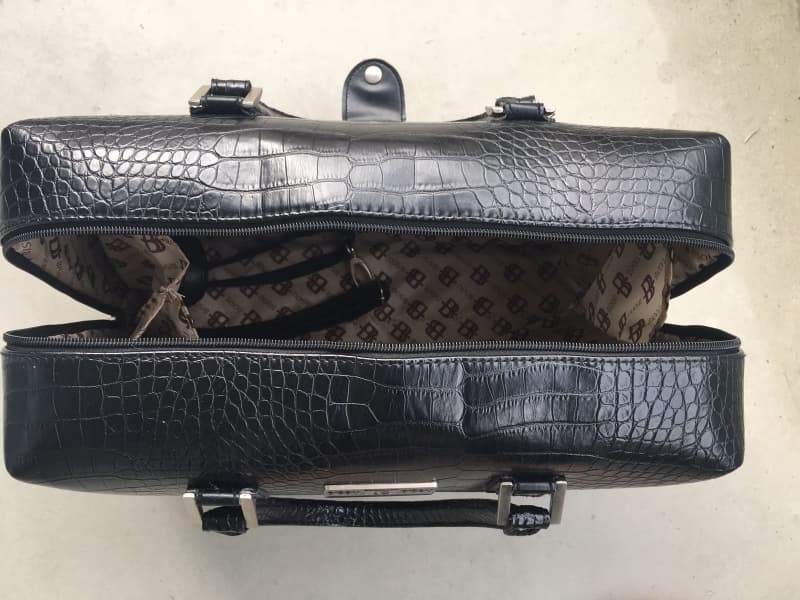 2 Taschenkoffer neu (gross + klein)