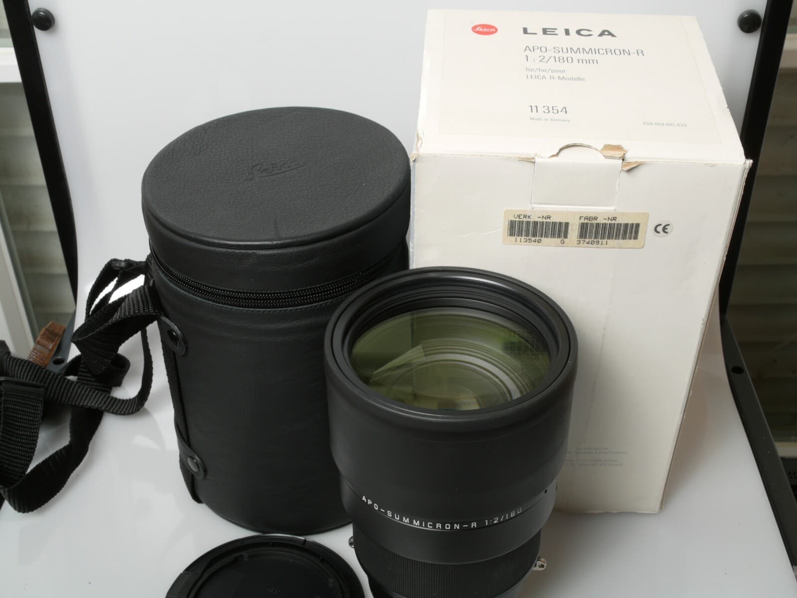 LEICA APO-SUMMICRON R 180mm 1:2 11354 ROM Top