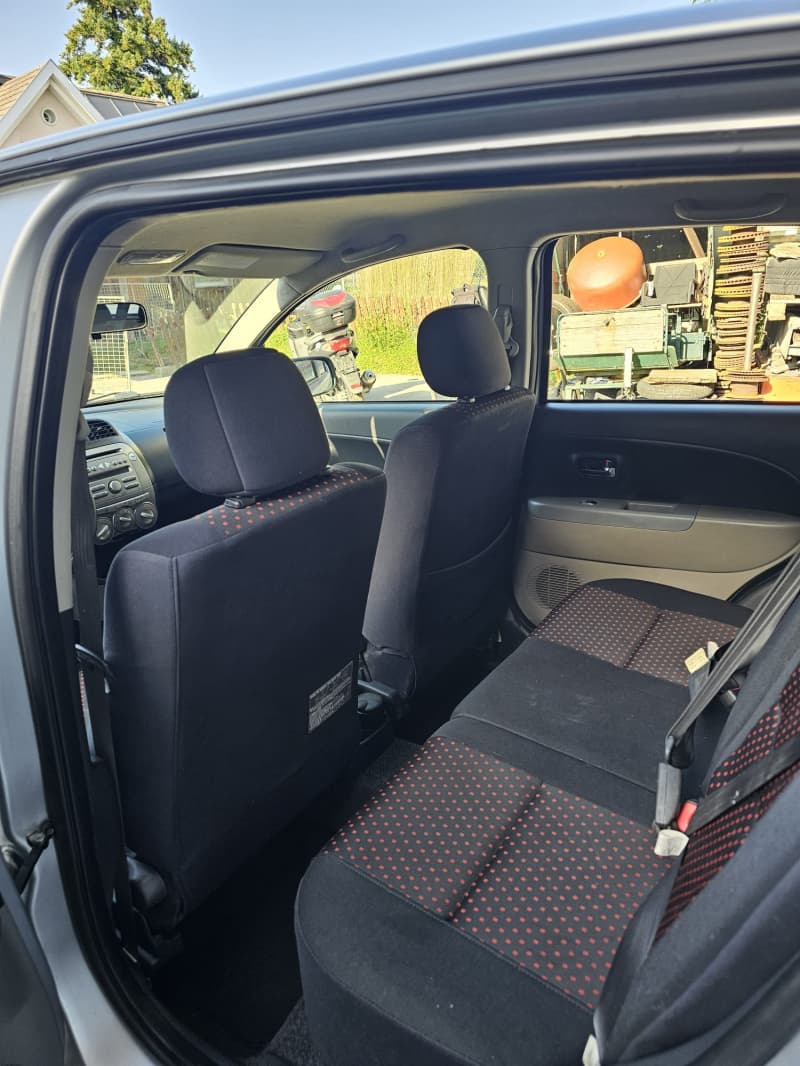 Daihazu Sirion 1.3 4x4 AUTOMATIC