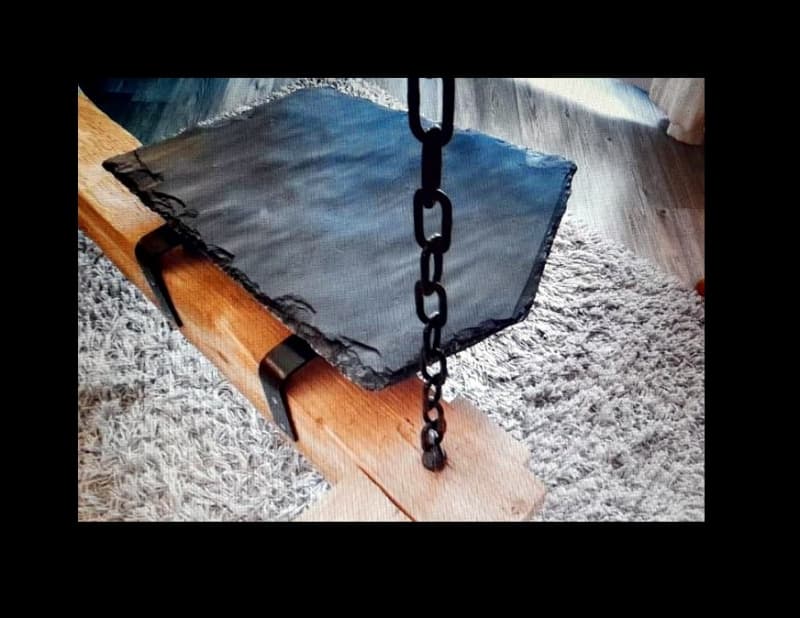 Betten aus echtem, sauberem Altholz