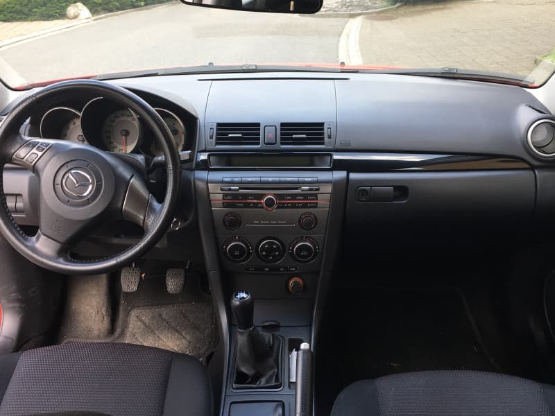 Mazda 3 1.6 Hatchback Exclusive zu verkaufen!