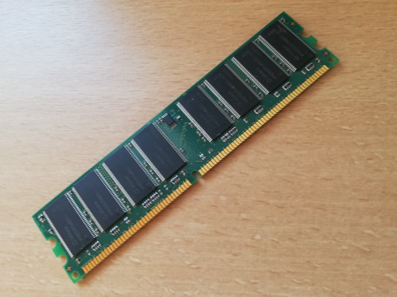 Arbeitsspeicher (RAM) 512MB DDR-400 CL3 PC32000 Infineon