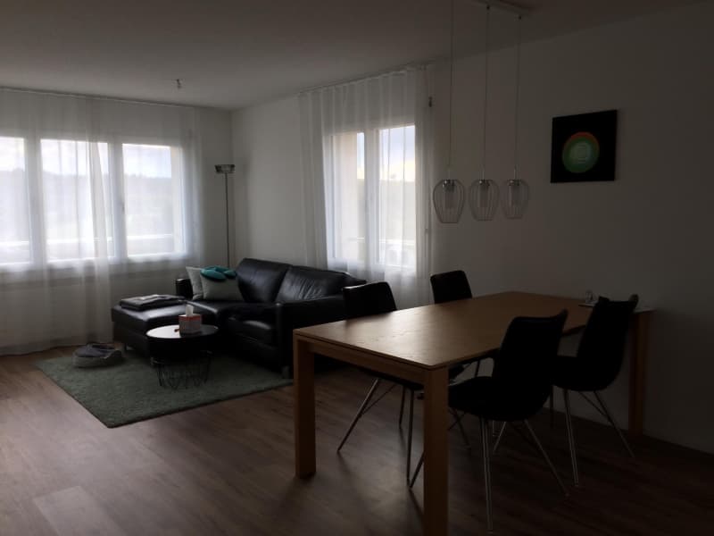 Günstige 4 Zimmer Wohnung mit Blick auf die Berge