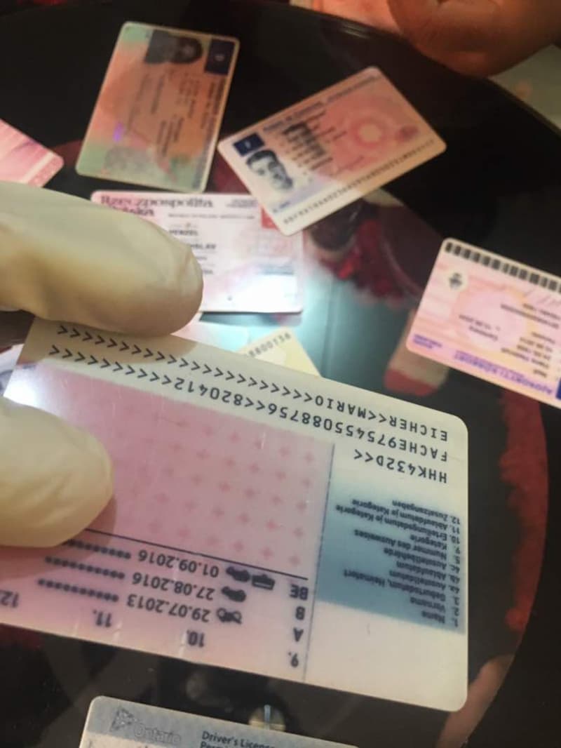 Brauchen Sie einen EU-Führerschein, Pässe?