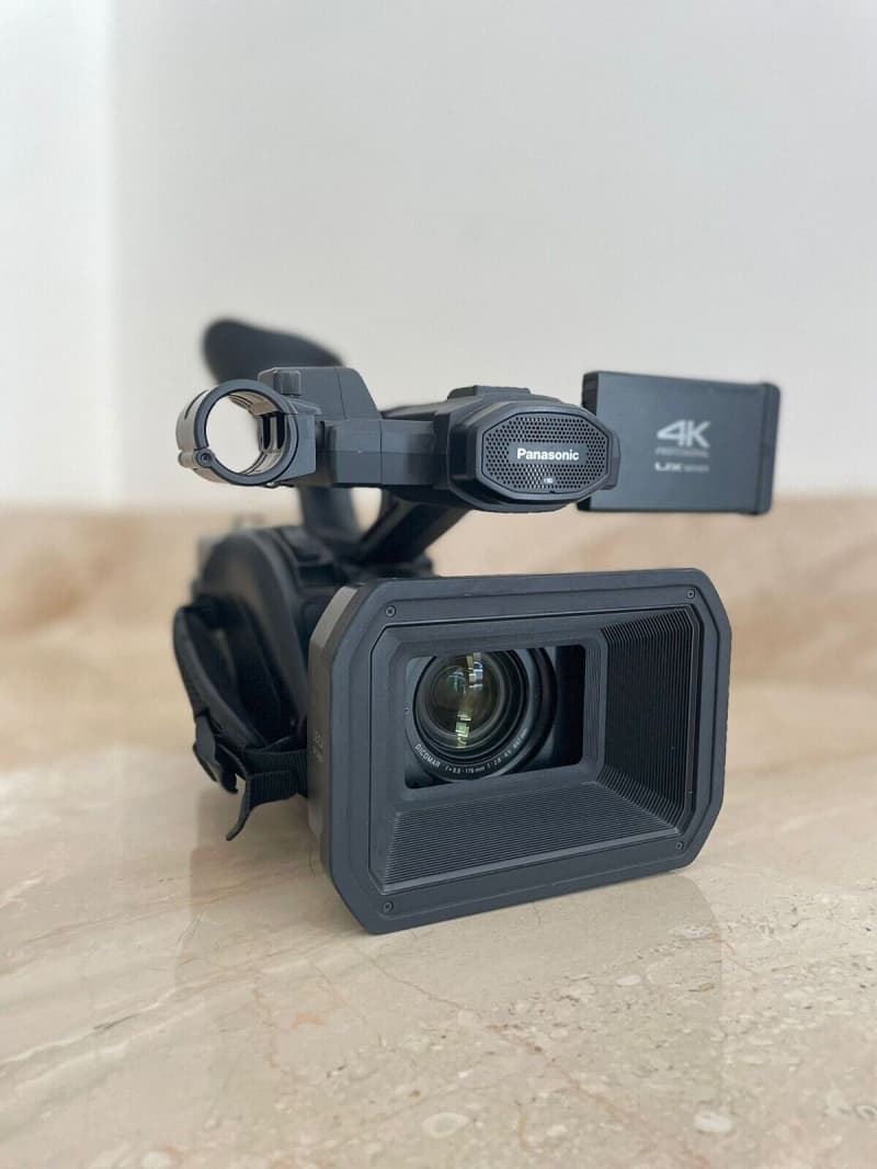 Panasonic AG-UX180 4K Camcorder