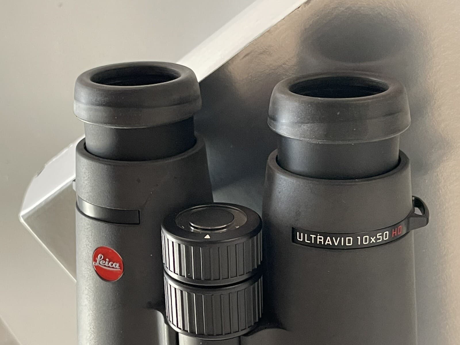 Leica UltraVid HD Plus 10x50 Fernglas